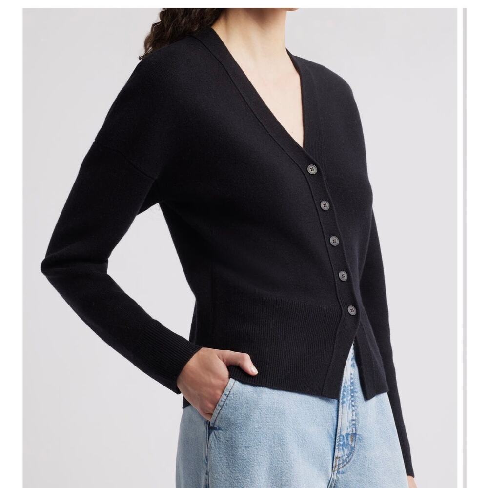 Nordstrom Wool & Cashmere Blend V-Neck Sweater - Small - Picture 3 of 8